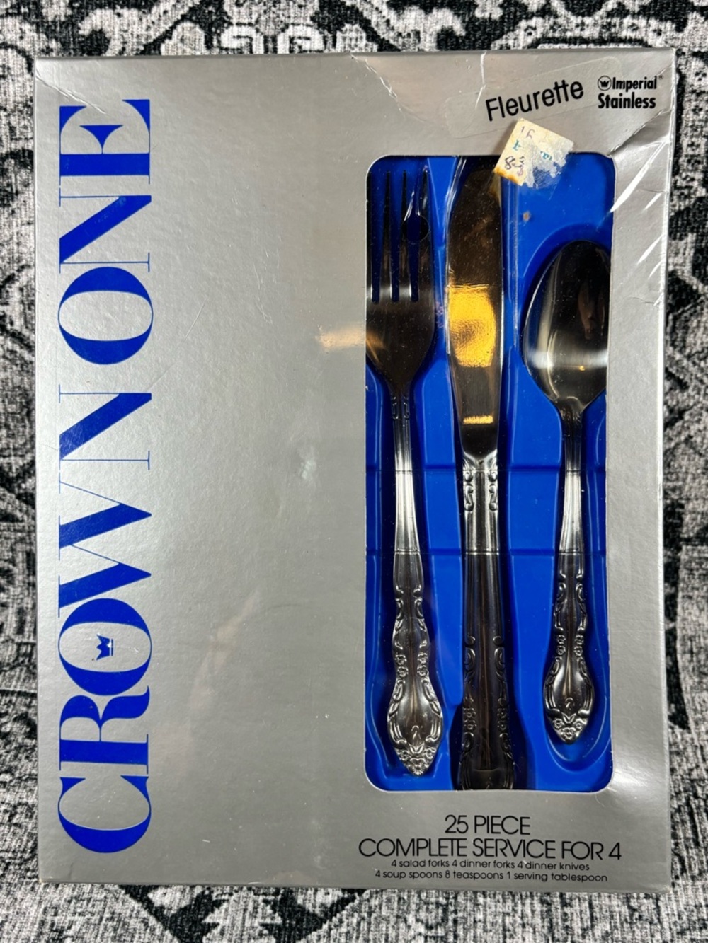 New‎ in Box Crown One Stainless Steel Flatware Set for 4